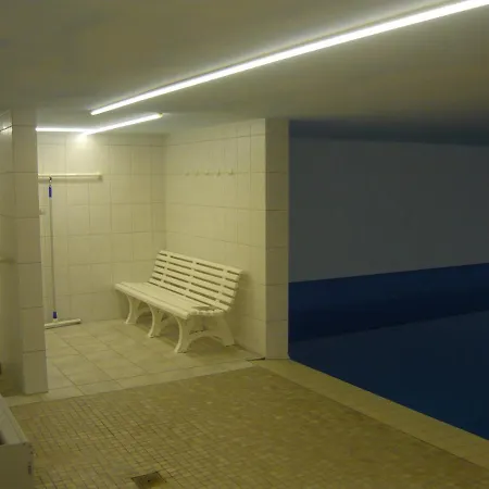 Apartment Moderne Ferienwohnung Mit Schwimmbad Und Sauna